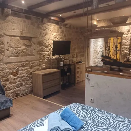 Stara Kuca Lejlighed Makarska
