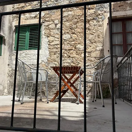 Stara Kuca Apartment